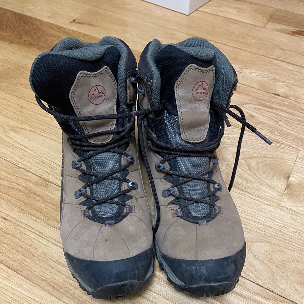 Mens La Sportiva hiking boots